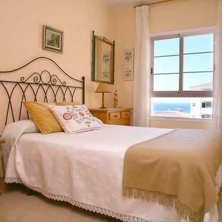 Apartamento Con Vistas En Nerja Luaran gambar