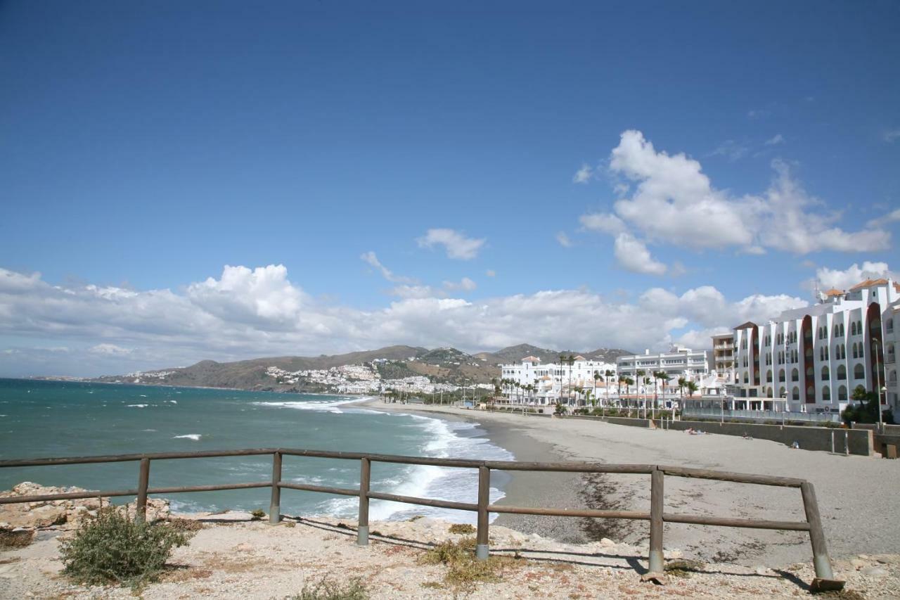 Apartamento Con Vistas En Nerja Luaran gambar