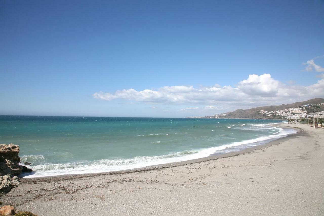 Apartamento Con Vistas En Nerja Luaran gambar